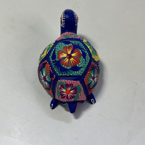 Mexican Wood Carved Multicolored Hand Painted Folk Art Oaxaca Turtle Figurine - Picture 4 of 6